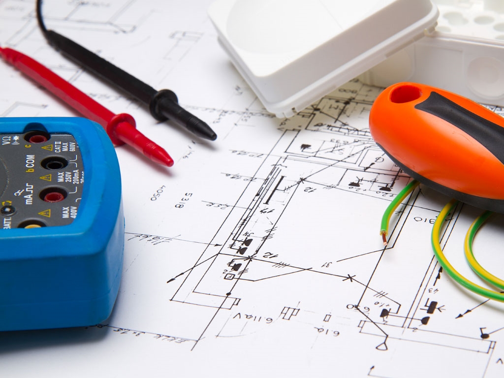 Impianti elettrici civili e industriali